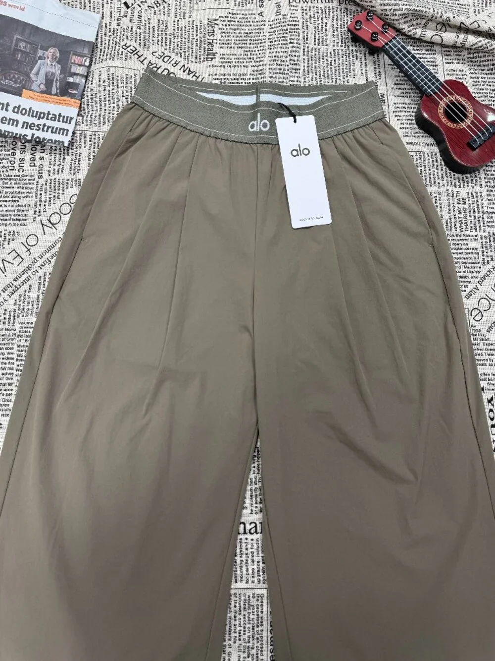 Women's NWT ALO Yoga🍂Suit Up Trouser Olive（Regular Limited）🎻30 inches